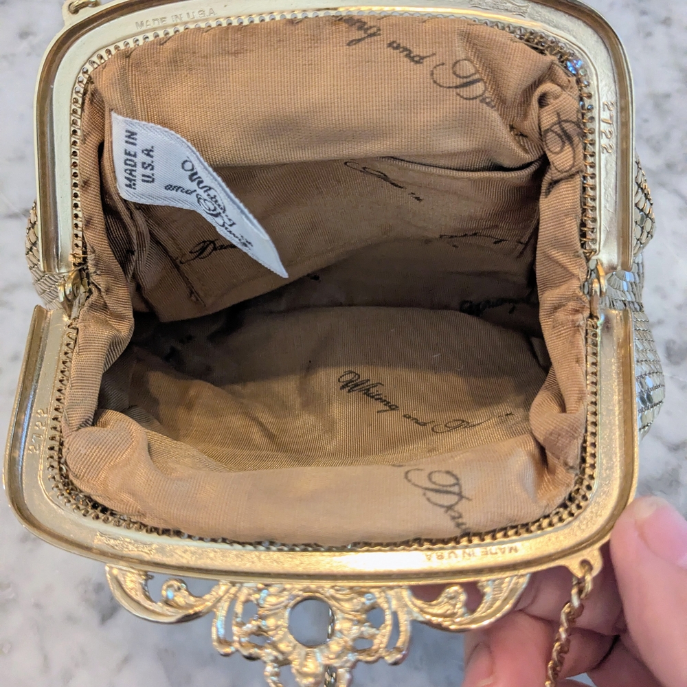 Whiting & Davis #2722 Gold Mesh Shoulder Bag/Clutch - Picture 5 of 7